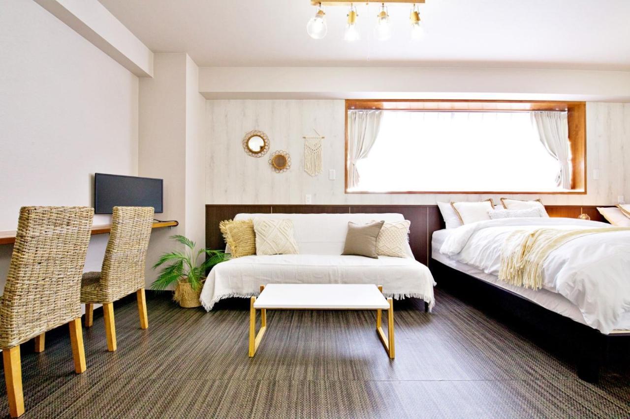 Tommy Condominium Wakasa 502 Наха Екстер'єр фото