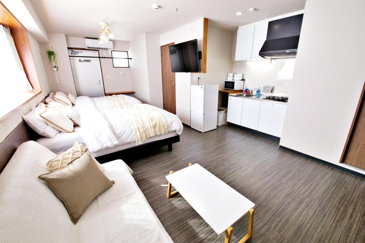 Tommy Condominium Wakasa 502 Наха Екстер'єр фото