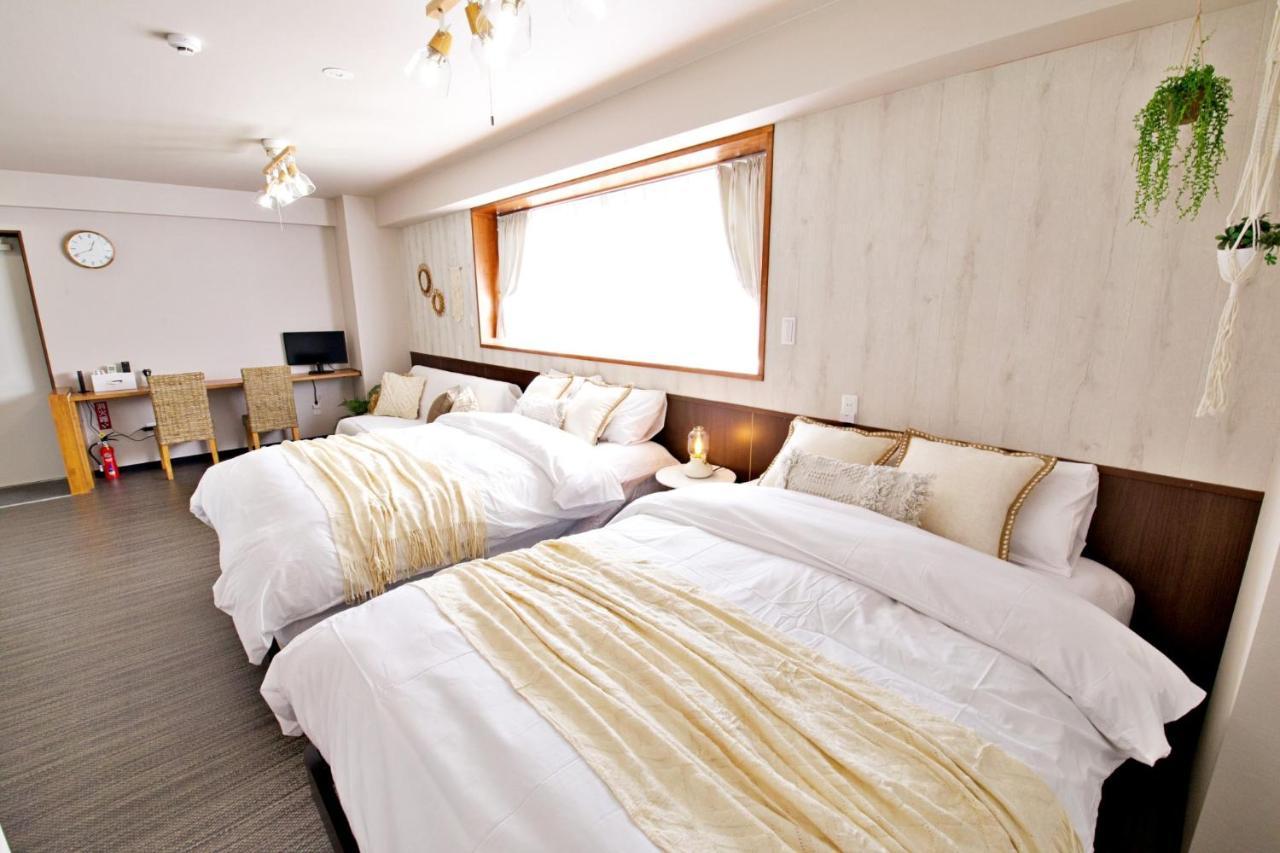 Tommy Condominium Wakasa 502 Наха Екстер'єр фото