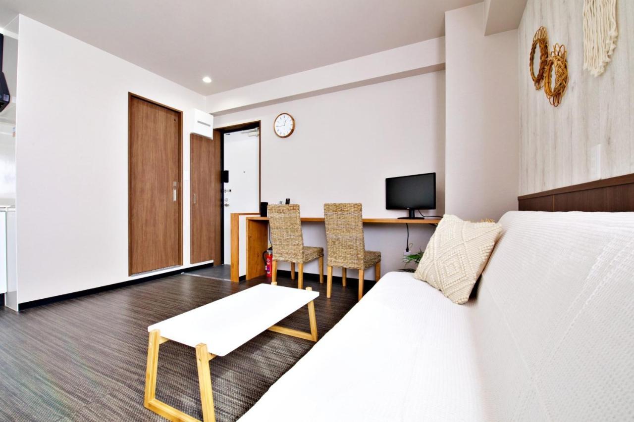 Tommy Condominium Wakasa 502 Наха Екстер'єр фото